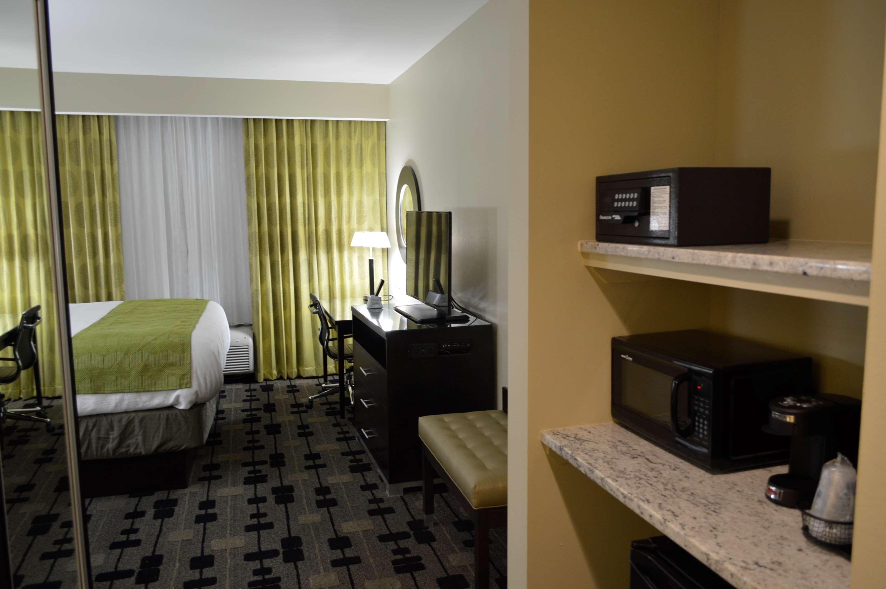Best Western Plus University Inn Hattiesburg Extérieur photo