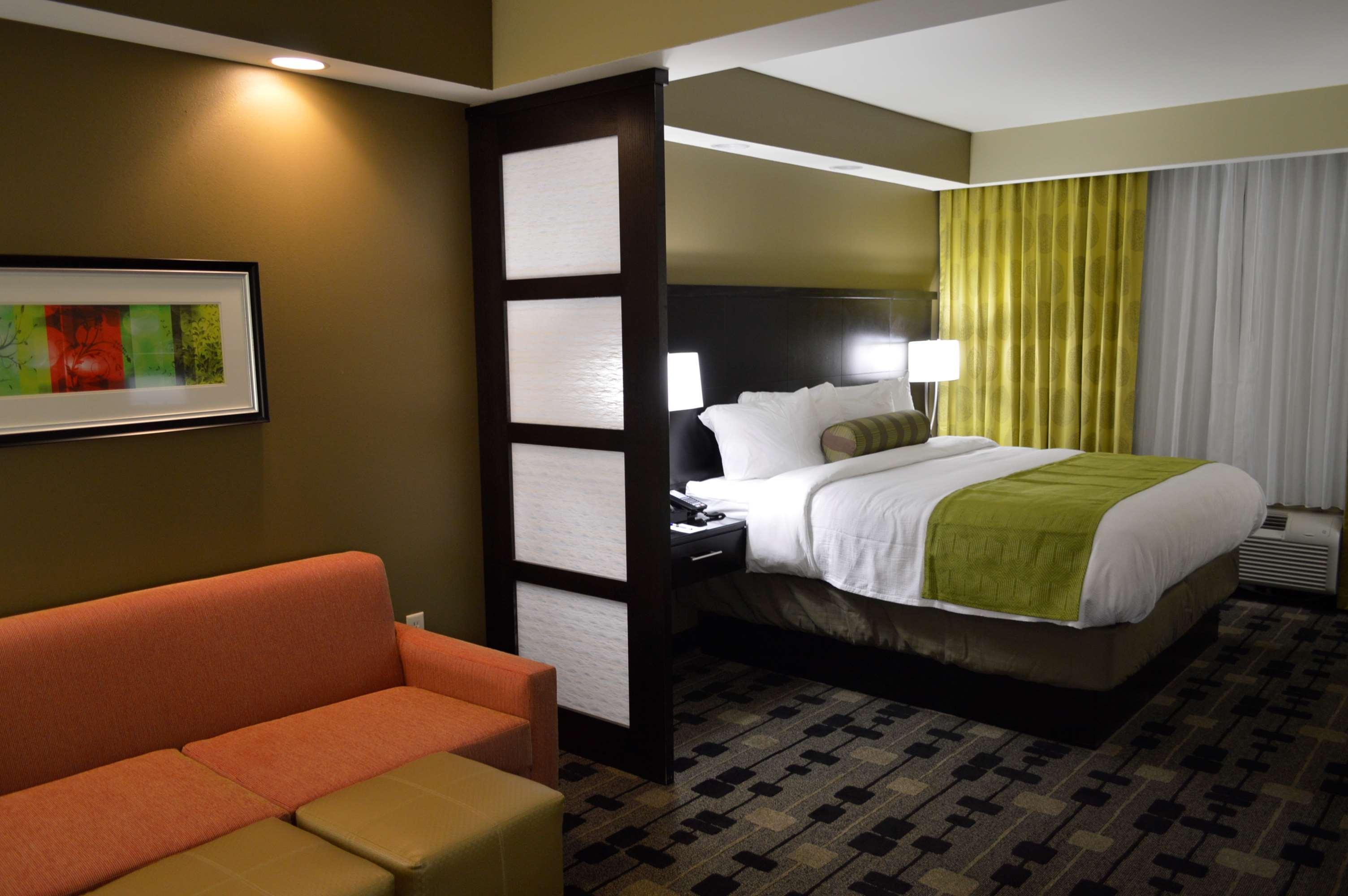 Best Western Plus University Inn Hattiesburg Extérieur photo